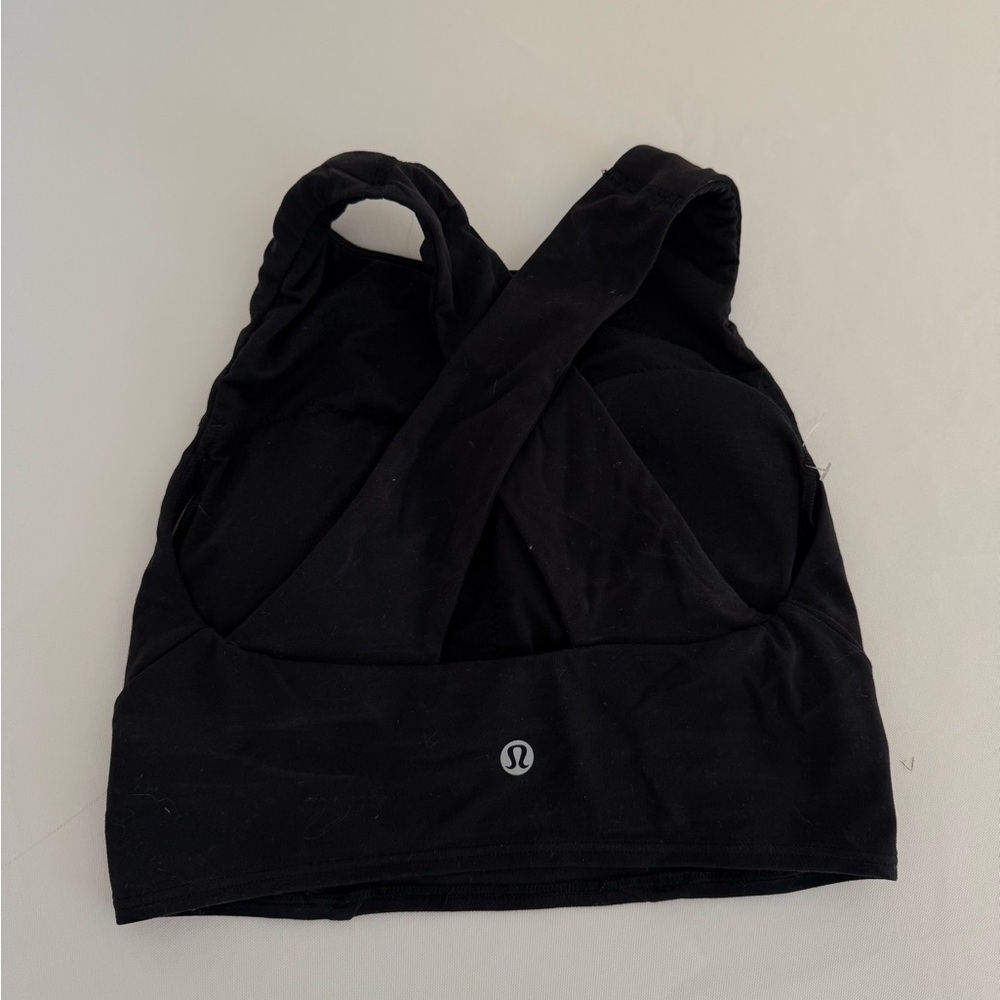 Lululemon Women's SIZE 4 Black Forward Fold Bra (Light Support, C/D Cups) - Picture 3 of 13